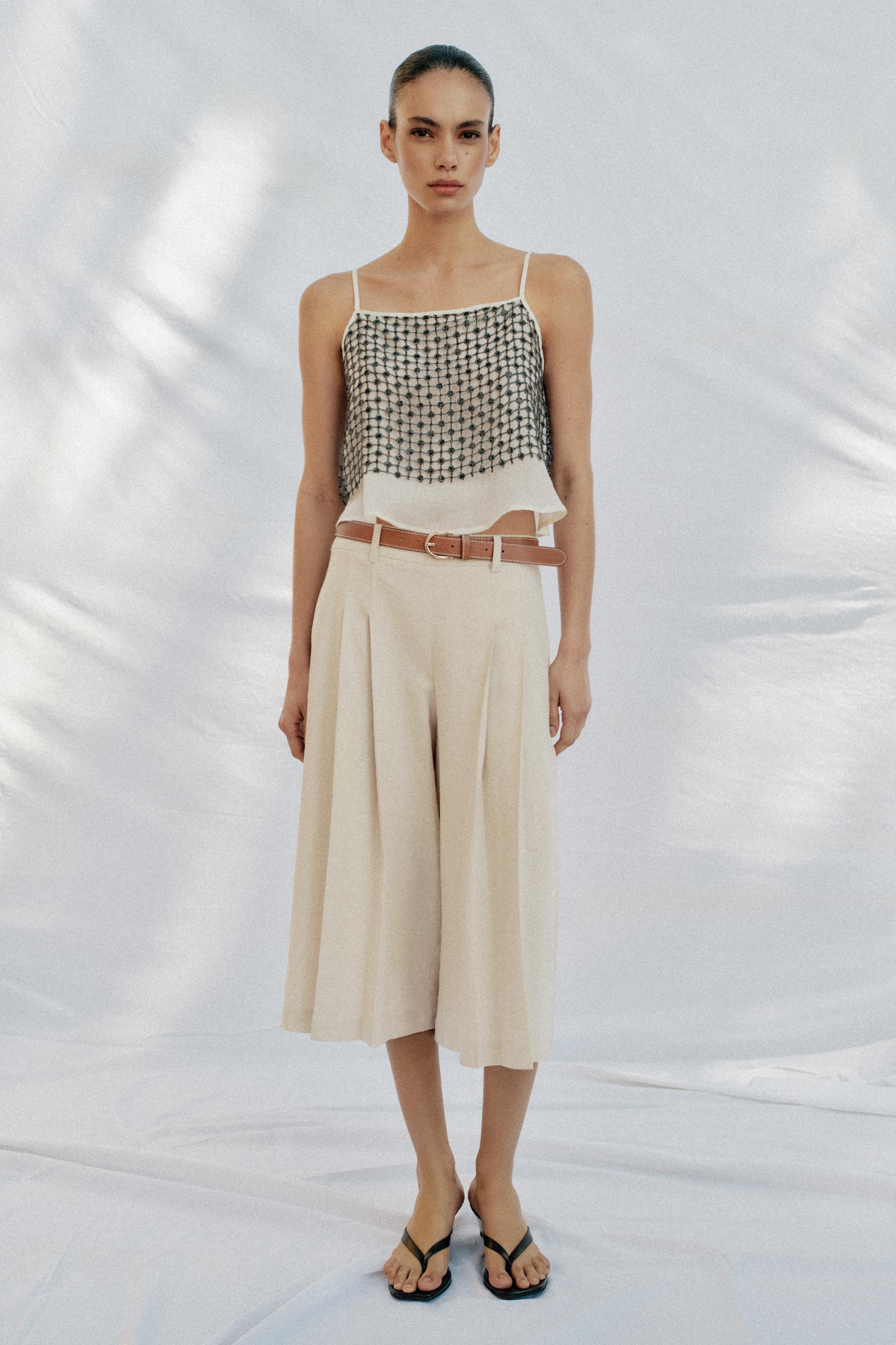 LONG BELTED SHORTS